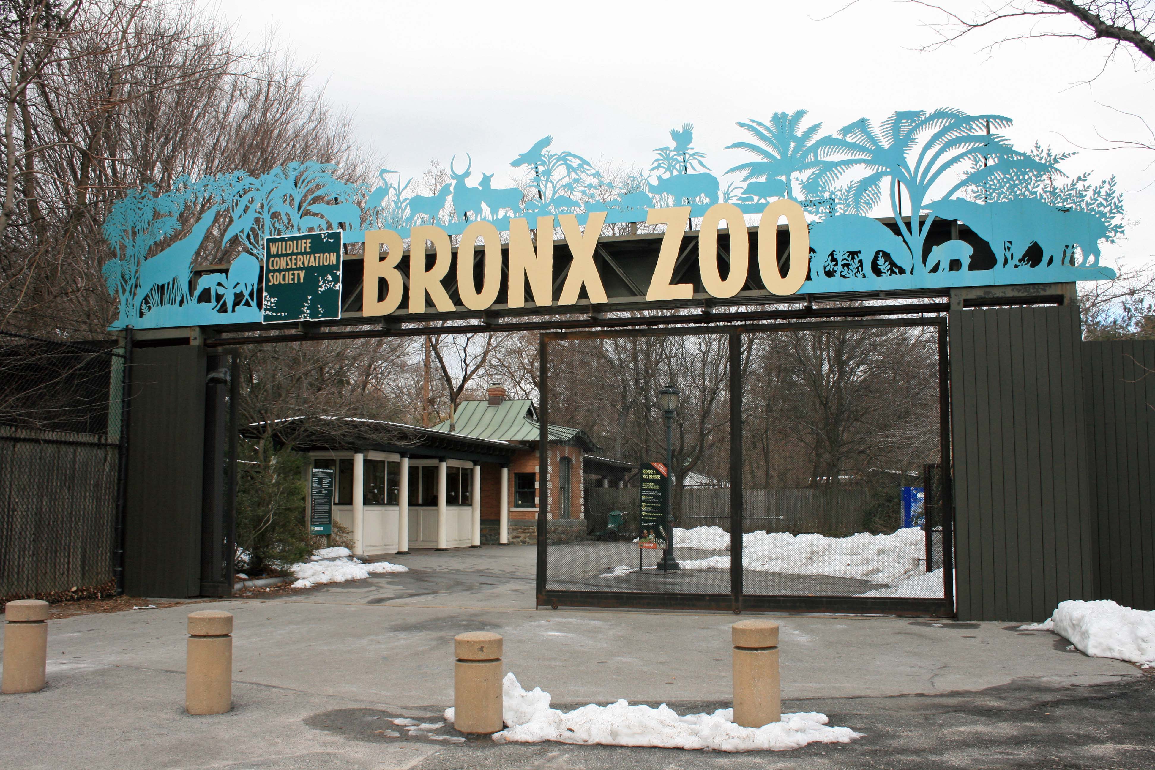 Entrée du zoo du Bronx à New-York